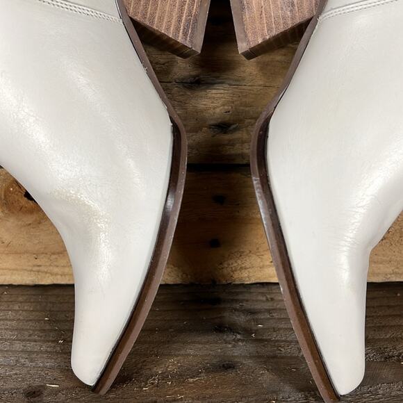 Seychelles Fancy Affair Western Booties - Off-White Leather - 7.5 - NWOB - Picture 7 of 9